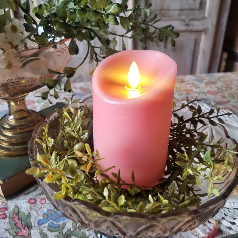 LUMINARA New With Box, Flameless Candle